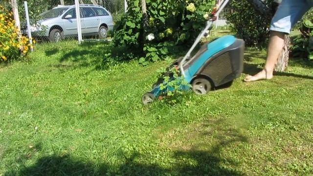 Опыт эксплуатации газонокосилки Bosch Rotak 40 смотреть онлайн