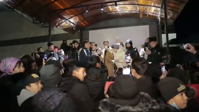 Jaloliddin Ahmadaliyev Konsert Chodak Kosmos 2-qisim Жалолиддин Ахмадалиев Чодак Космос смотреть онлайн