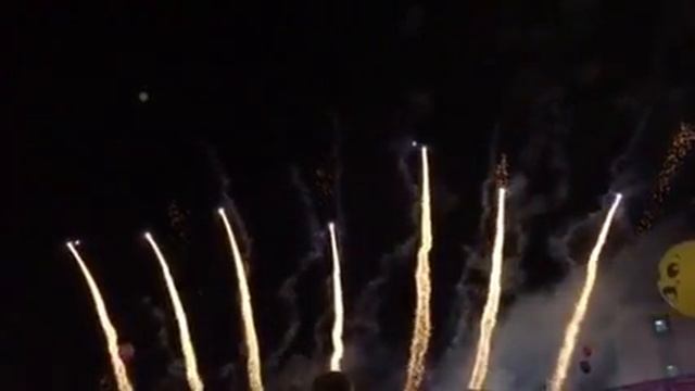 День города ! Армавир 178 лет . Салют смотреть онлайн
