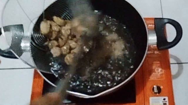 Sambal Goreng Hati , Ampela ,Dan Kentang смотреть онлайн
