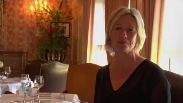 Eating in Paul Bocuse's Restaurant - World Kitchen смотреть онлайн