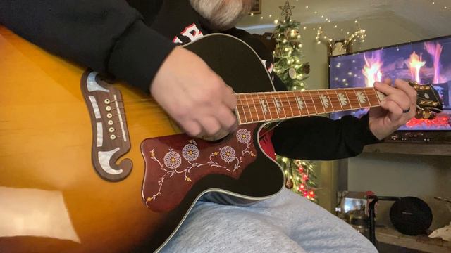 Epiphone EJ-200SCE Southern Jumbo Acoustic/Electric смотреть онлайн