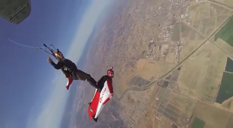 BASEJUMP над Калифорнией смотреть онлайн