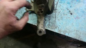 Замена переднего ступичного подшипника Пежо 407.