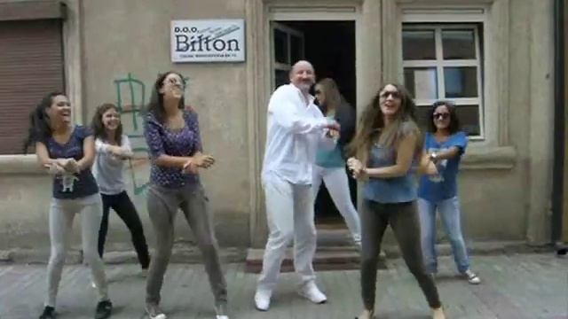 Gangnam Style Serbia (Cacak) смотреть онлайн