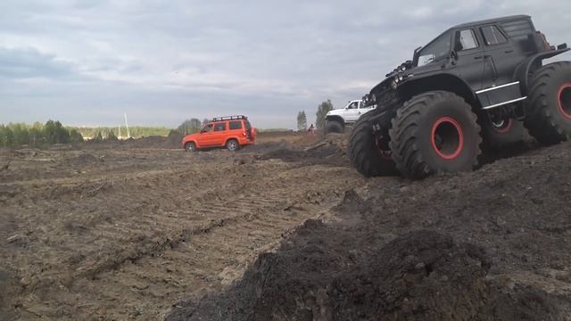 OFF-ROAD DRAG RACING смотреть онлайн