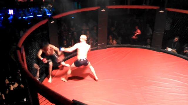 Anthony Livingston VS. Cody Huff смотреть онлайн