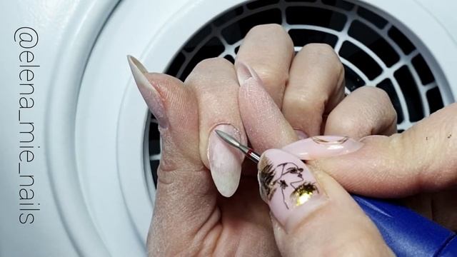 Маникюр самой себе. Опил миндаля, молочная база , слайдеры, маникюр фрезой пламя, осенний маникюр