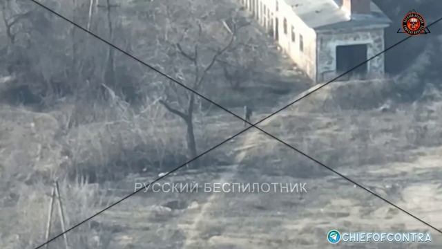 FPV Боевая часть :2.5 кг. Осколочно-фугасная. Расстояние до цели: 3.000 метров смотреть онлайн