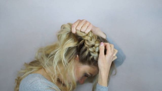 Простая прическа на каждый день с заколками \ в школу, на работу \ прически для ленивых смотреть онлайн