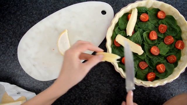 Готовим вместе - Киш со шпинатом и сыром Реблошон смотреть онлайн