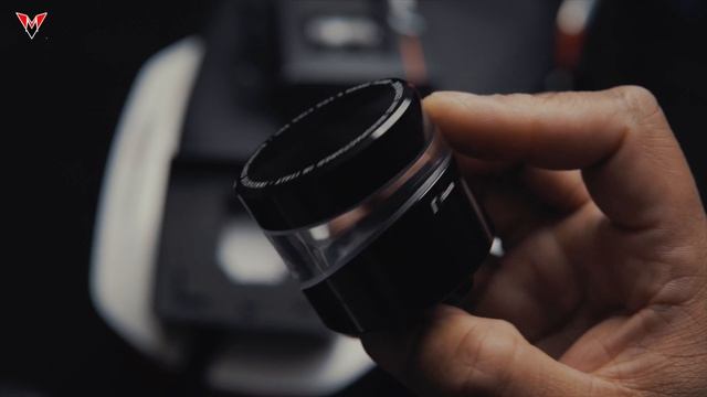 Rizoma Universal Wave Fluid Tanks Unboxing [2019 Motorcycle Accessories]