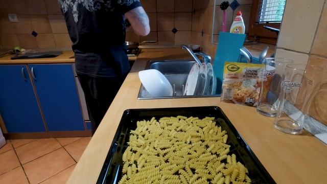 Пут in/Лен in/Макароны с курицей в духовке смотреть онлайн