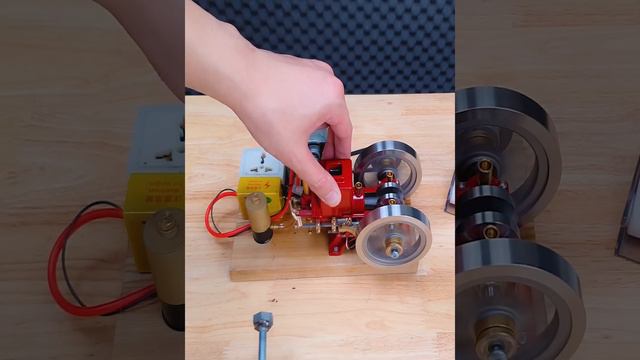 Test Generator with Mini Gasoline Engine смотреть онлайн