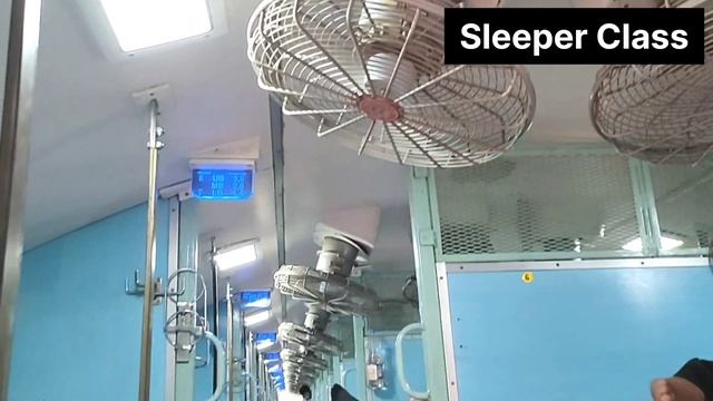 3rd ac coach inside view | 3 tier ac coach indian railways | 3a coach in train |sleeper class coach смотреть онлайн