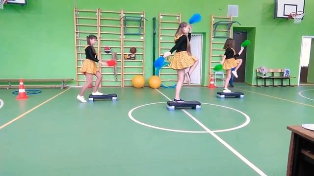 Танец на степ платформах смотреть онлайн