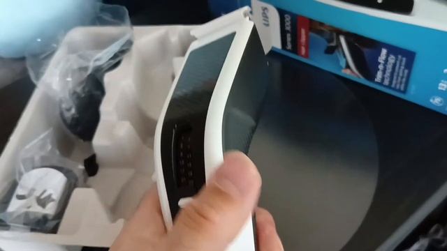 Машинка для стрижки волос Philips. Новая. смотреть онлайн