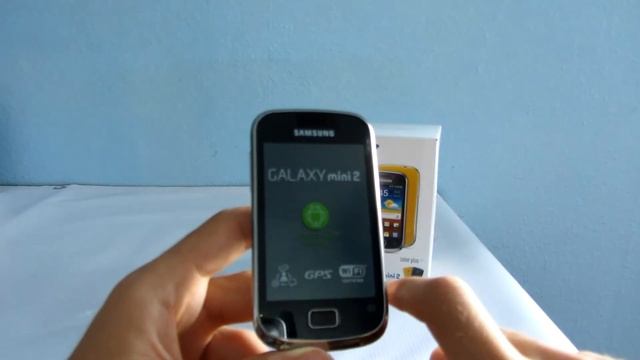 Samsung Galaxy Mini 2 S5600D okostelefon kicsomagoló videó - mobilxTV смотреть онлайн