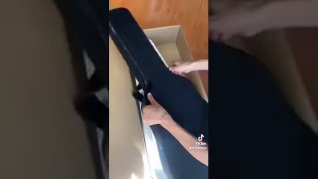 Lần đầu tiên đập hộp Lavame 2 tại LiRi Music смотреть онлайн