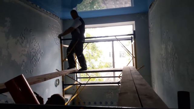 Потолок в детском саду на лестничном марше смотреть онлайн