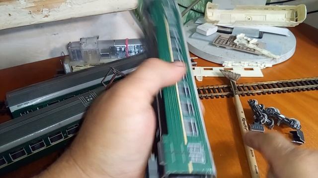 продолжение Обзора модель электрички эр2 от умной бумаги смотреть онлайн