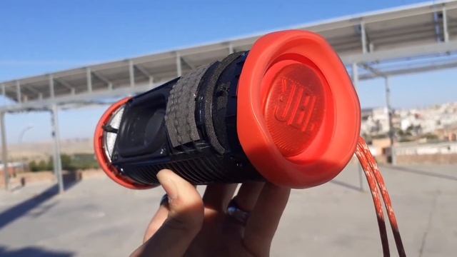 JBL FLIP 5 GG VS TT LFM 100%vol WICH WIN? смотреть онлайн