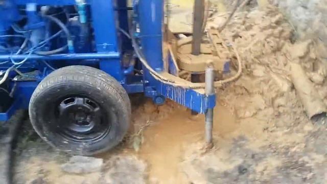 Буровая установка УДВ 70 с буровым насосом НБ-200/80 смотреть онлайн