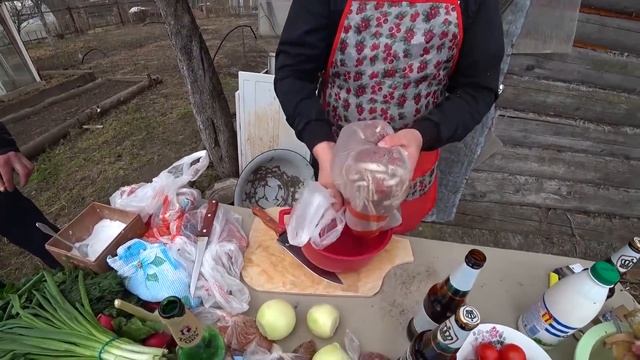 Хочу пожрать - Четыре вида шашлыка на даче у гашика Дегустация смотреть онлайн