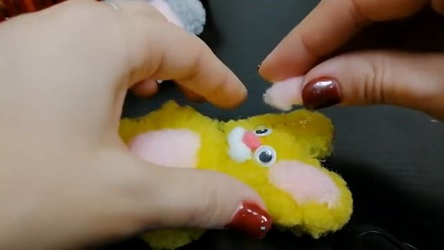 ИЗ ПОМПОНОВ ИГРУШКИ. ОЛЕНЬ, ГНОМИК, ТИГР, ЗАЙКА, ДОМИКИ. СДЕЛАВ ИГРУШКИ МОЖНО ПОИГРАТЬ В ТЕАТР..... смотреть онлайн