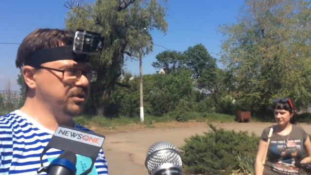 Посмотрите как рыбу заставили есть пластик смотреть онлайн