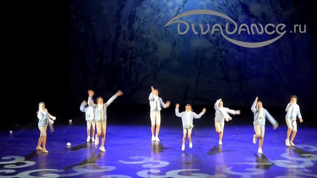 Настроение - зима dance mix - от танцевальной студии Divadance Санкт-Петербург смотреть онлайн