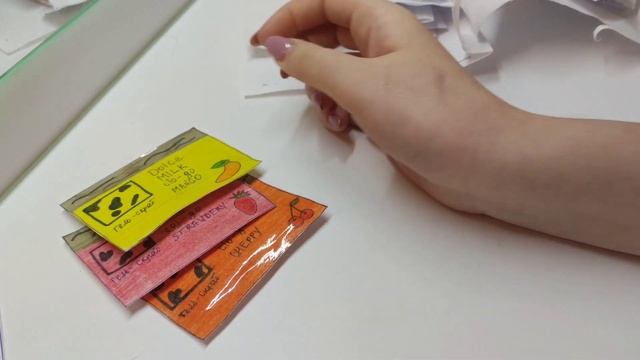 асмр. распаковка бумажной косметики смотреть онлайн