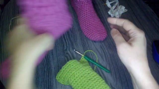 ДОМАШНИЕ,УЮТНЫЕ И ТЁПЛЫЕ САПОЖКИ-ВАЛЕНОЧКИ КРЮЧКОМ!!!ПОДРОБНЫЙ МК-СВЯЖЕТ ДАЖЕ НОВИЧОК!РАЗМЕР 36-37! смотреть онлайн