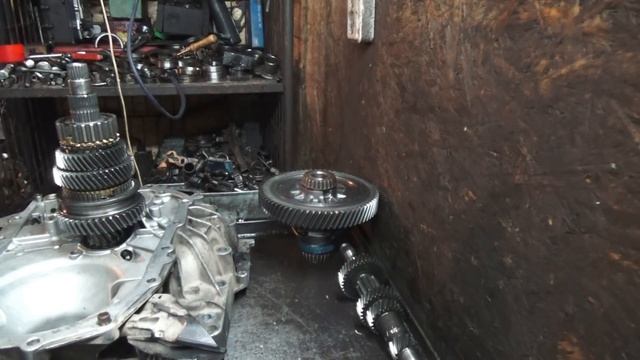 Рено  Дастер . Ремонт коробки передач! Советую посмотреть .