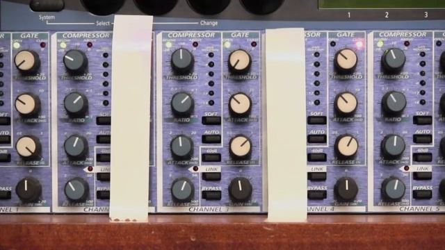 How to operate the Presonus ACP88 8-channel compressor/gate смотреть онлайн