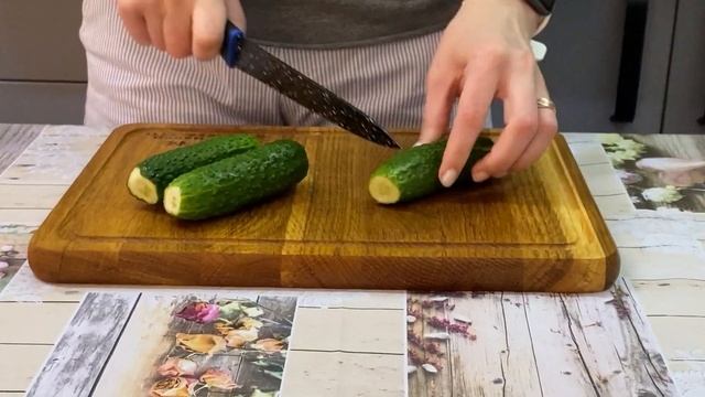 Летний САЛАТ - простой, полезный и очень вкусный! Рецепт салата, который точно понравится всем смотреть онлайн