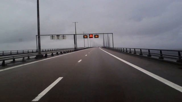 Malmo - Kopenhaga.Most , wiatr i deszcz. смотреть онлайн