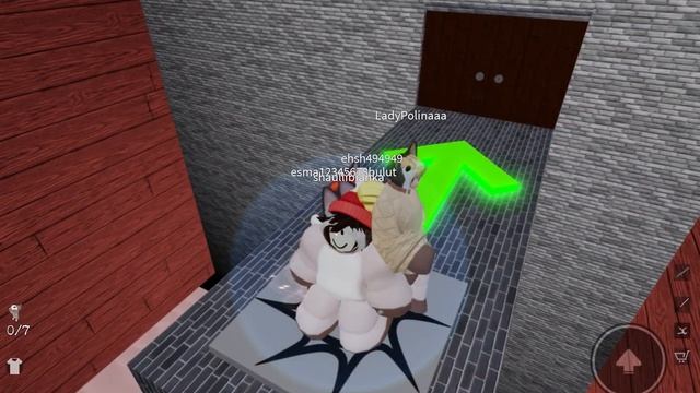 БЕГАЮ ПО СЫРНОМУ ЛАБИРИНТУ, ПОБЕГ ОТ СОБАКИ и СБЕЖАЛА ОТ ПАУКА в ROBLOX смотреть онлайн