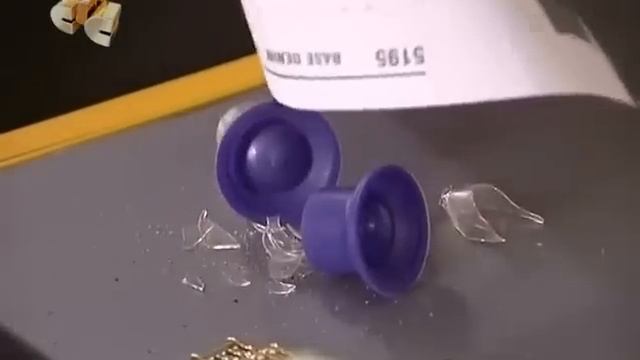 6 кадров. Вы можете любые часы починить? смотреть онлайн