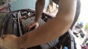 Suzuki SX4 | Замена масла ДВС, масляного фильтра, воздушного фильтра.