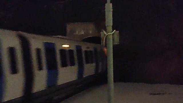 C20 tunnelbana tas ur trafik vid Sätra och C30 tunnelbana passerar Sätra ej i trafik. смотреть онлайн