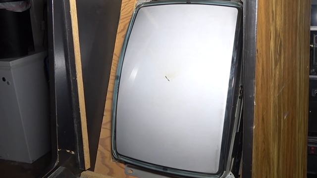 Atari Tempest Fix Part #2 - 6100 Monitor rebuild Transistors Sockets and LV2000 смотреть онлайн