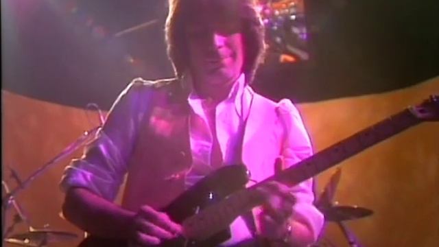 Steve Hackett - Roland GR-500 Showcase - Please Don't Touch - Vintage Analog Guitar Synthesizer смотреть онлайн