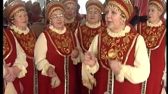 Пенсионерки поют "Черный Бумер" смотреть онлайн