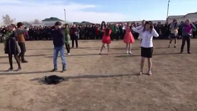 Танец Недетское время смотреть онлайн