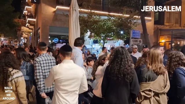 NIGHT JEWISH DANCE OF SUKKOT HOLIDAY IN JERUSALEM | ISRAEL | WALKING TOUR VIDEO смотреть онлайн