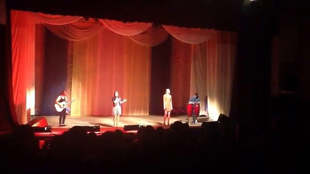 Кристина Ворончихина , Алина Ваганова - Суета смотреть онлайн