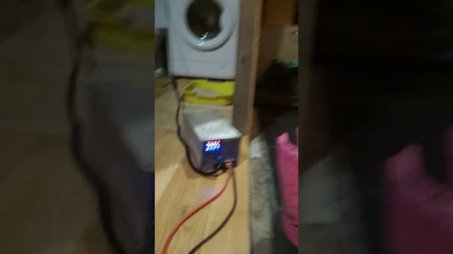 МГ1 от 3 приуса, перемотаный на 6 витков, провод 20квадрат, закрутил от контроллера 350 ватт