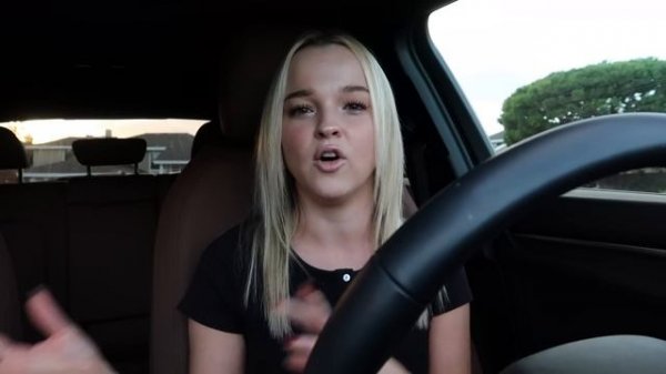 BUYING MY DREAM CAR AT 22! Audi Q3 (+ car buying process tips!)