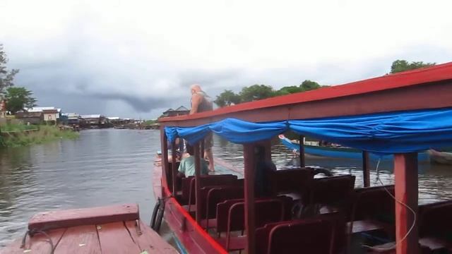 cambo 0872 взятие в плен лодки и пассажиров на Тонлесапе смотреть онлайн